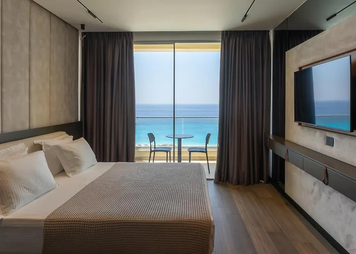 Kaiser ホテル Dhërmi