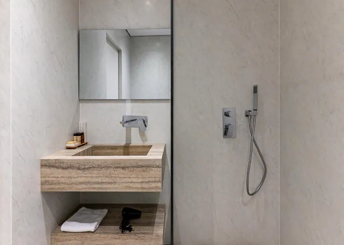 ホテル Kaiser Dhërmi